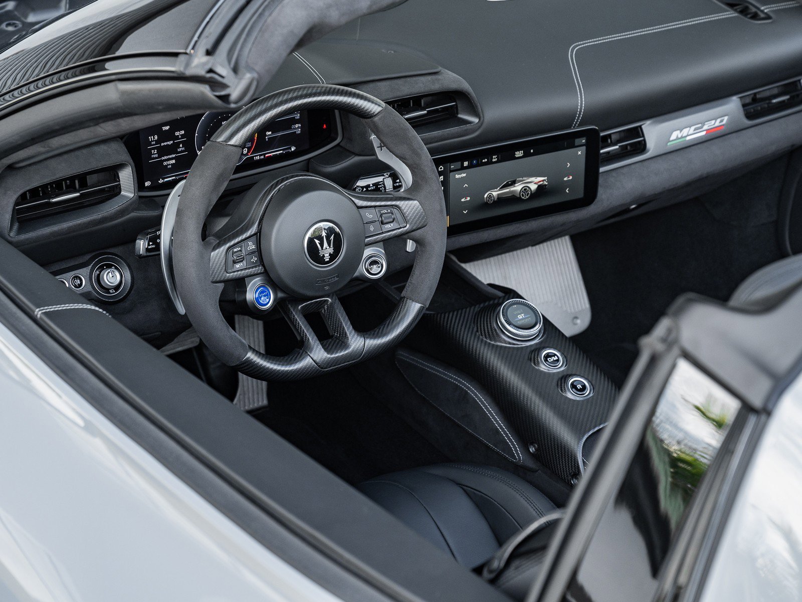 Used 2023 Maserati MC20 Spyder image 17