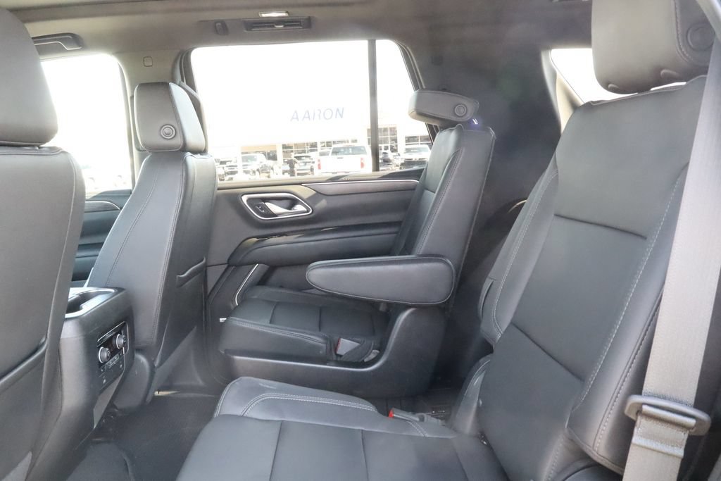Used 2022 Chevrolet Tahoe Z71 w/ Luxury Package AWD/4WD image 34