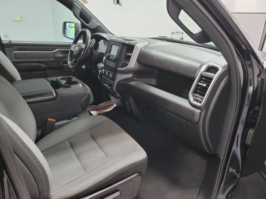 Used 2023 RAM 1500 Big Horn AWD/4WD image 18