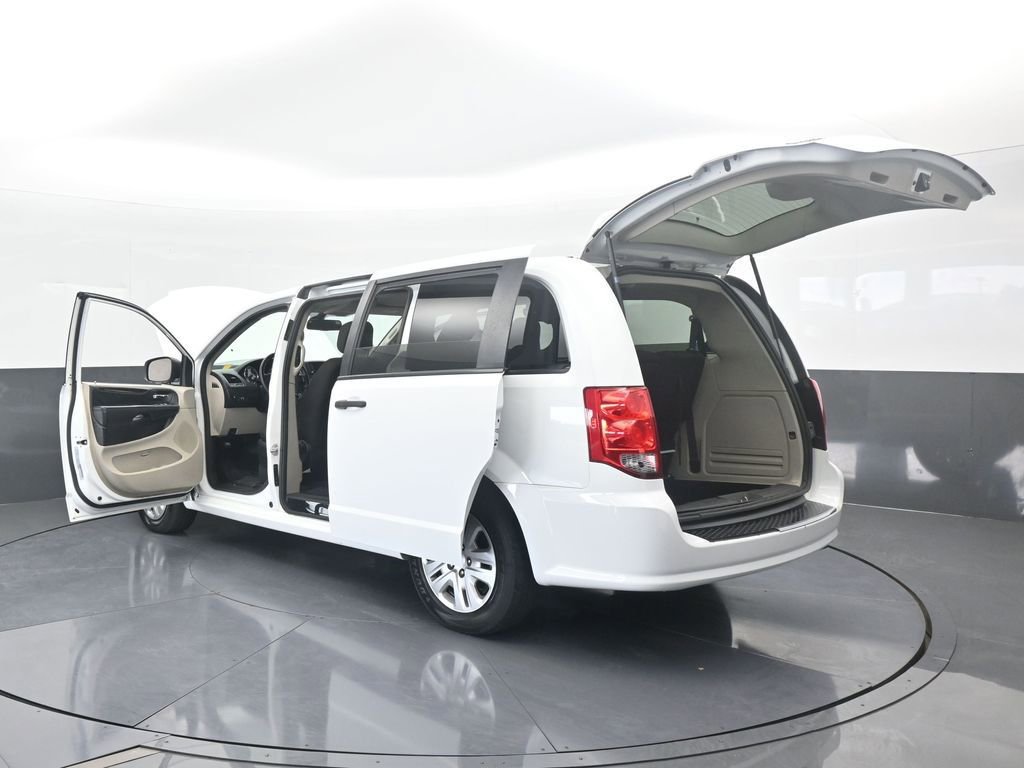 Used 2020 Dodge Grand Caravan SE image 65