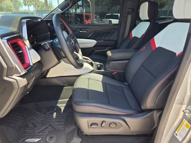 Certified 2024 GMC Canyon AT4X AWD/4WD image 4