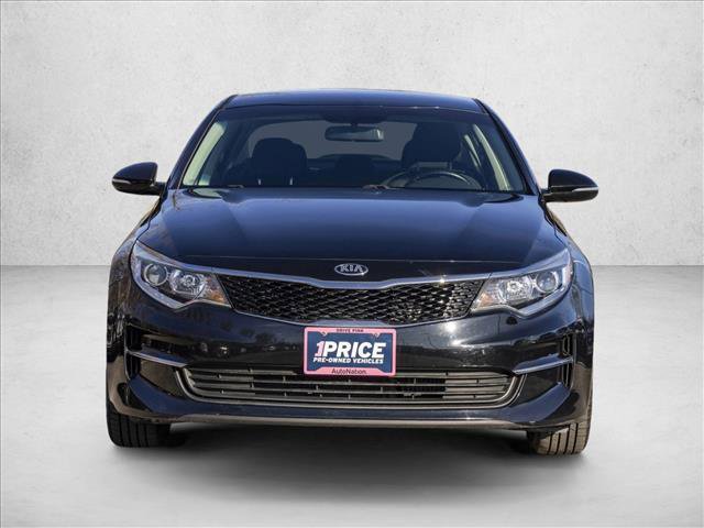 Used 2017 Kia Optima LX w/ Technology Package image 2