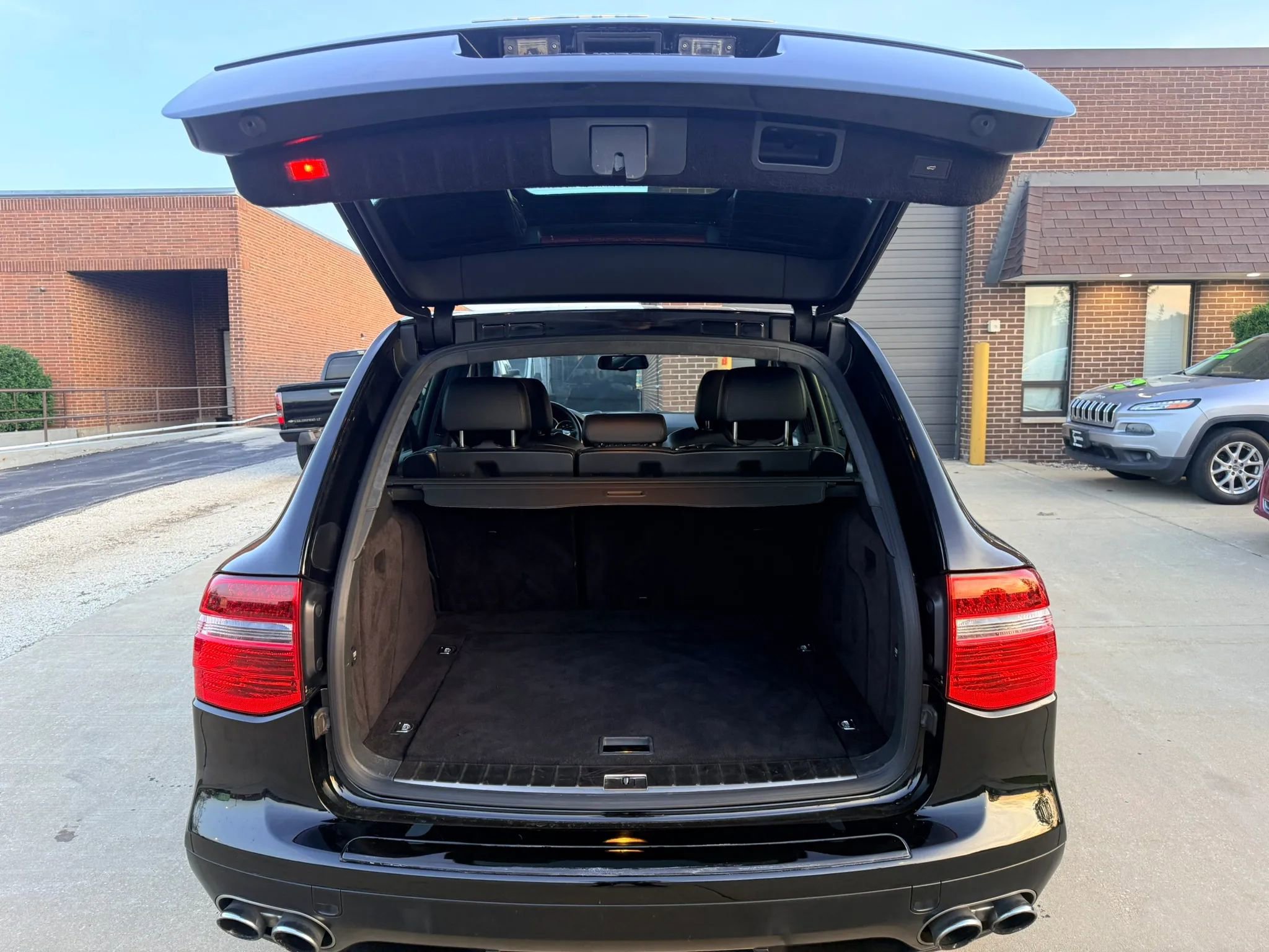 Used 2010 Porsche Cayenne GTS AWD/4WD image 24