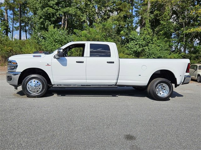 New 2026 RAM 3500 Tradesman image 4