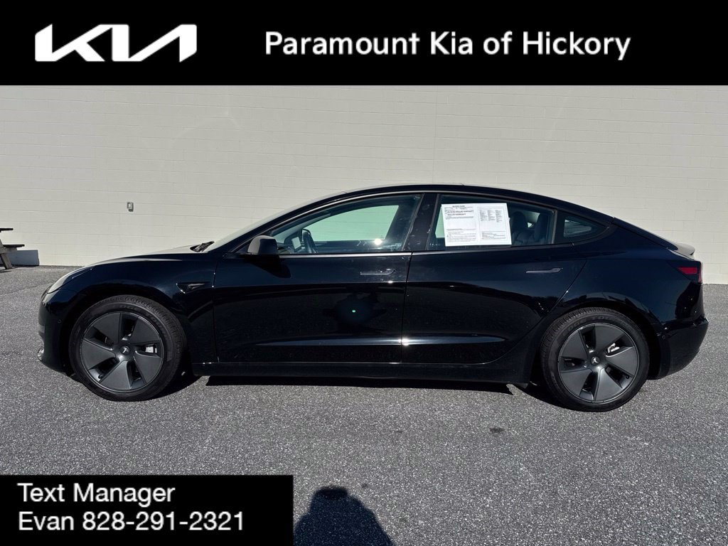 Used 2022 Tesla Model 3 Long Range AWD/4WD image 4