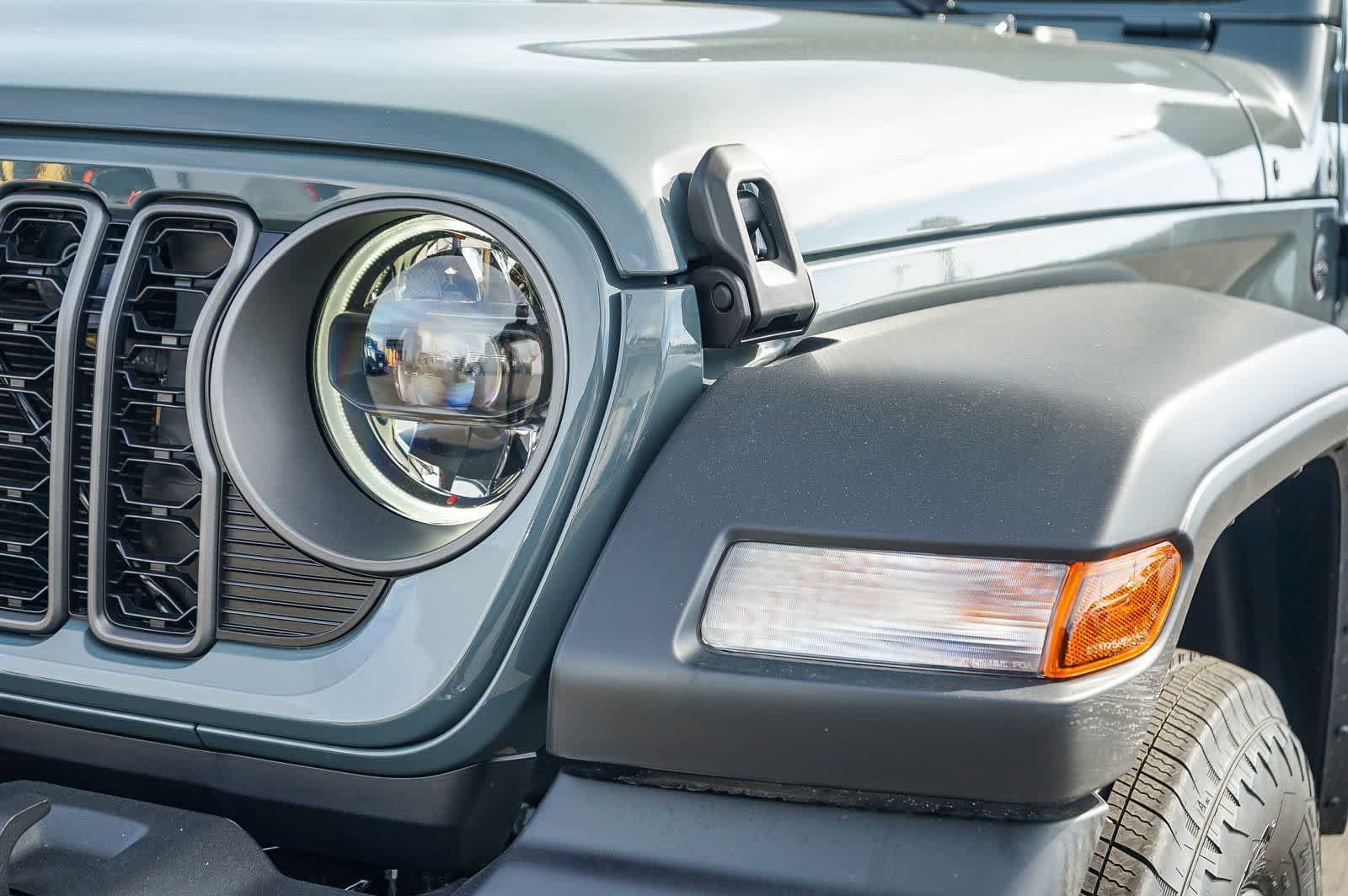 New 2026 Jeep Wrangler Sport S image 8
