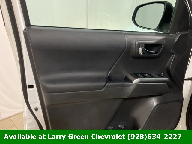 Used 2023 Toyota Tacoma TRD Sport image 9