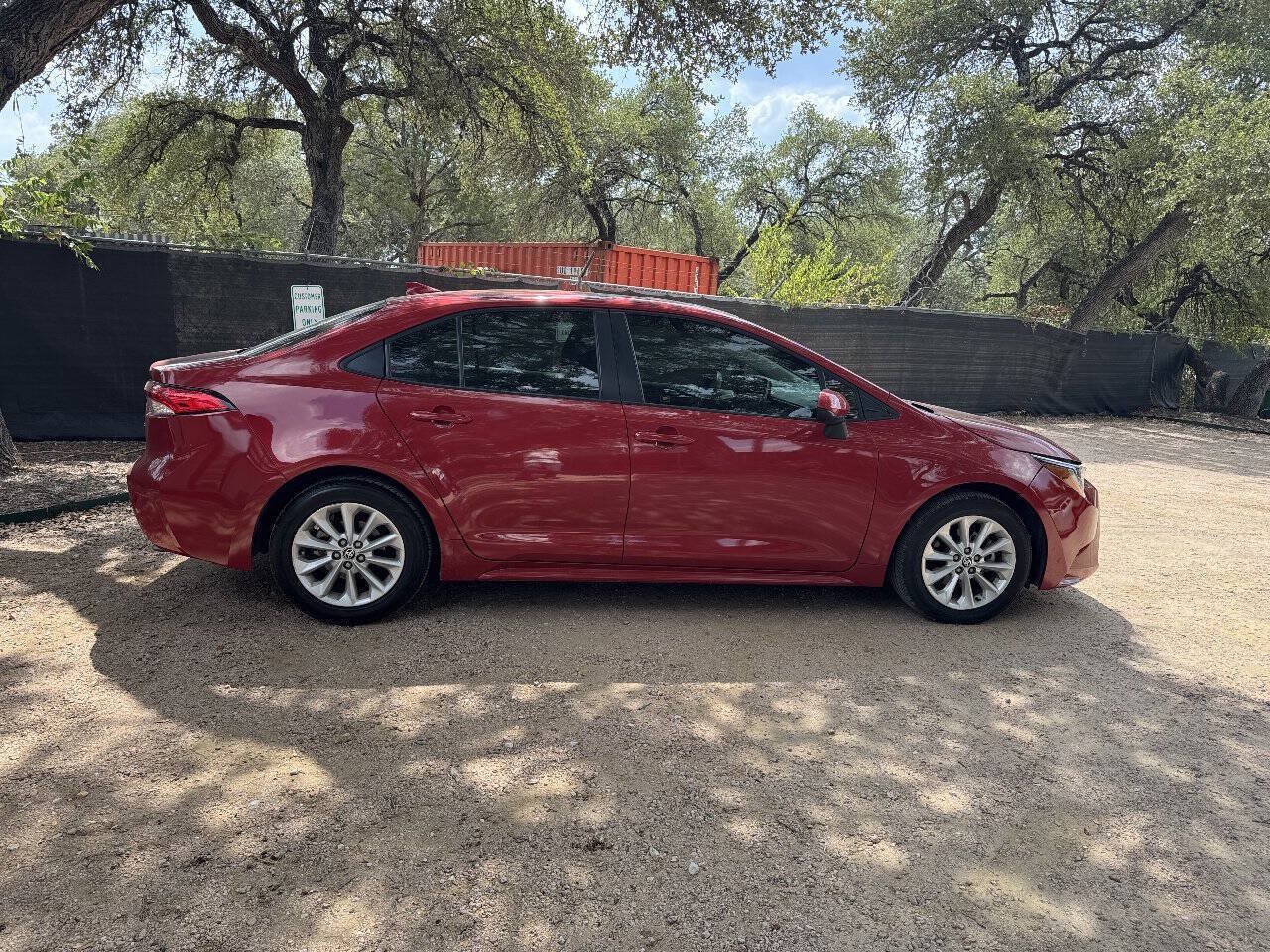 Used 2020 Toyota Corolla LE w/ LE Premium Package FWD image 8