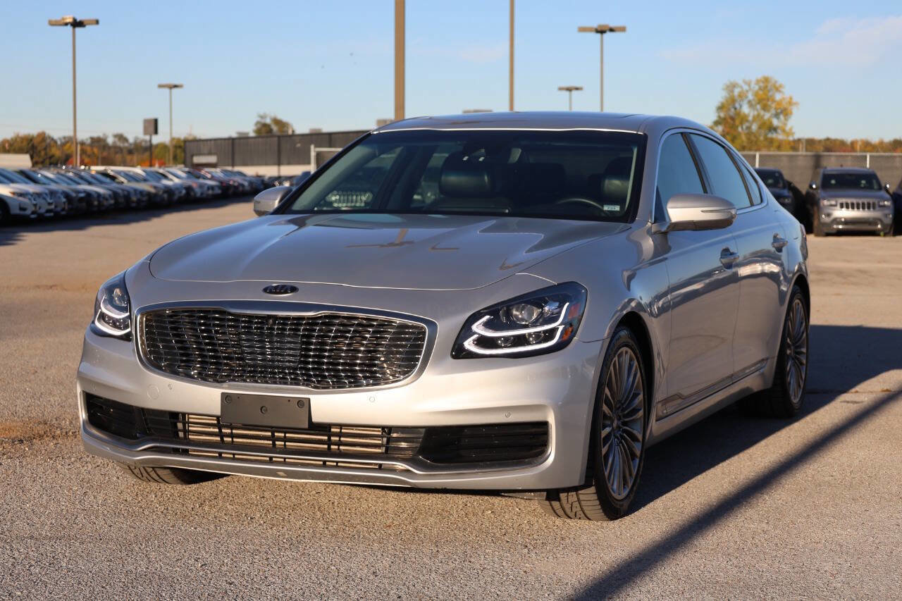 Used 2020 Kia K900 Luxury image 6