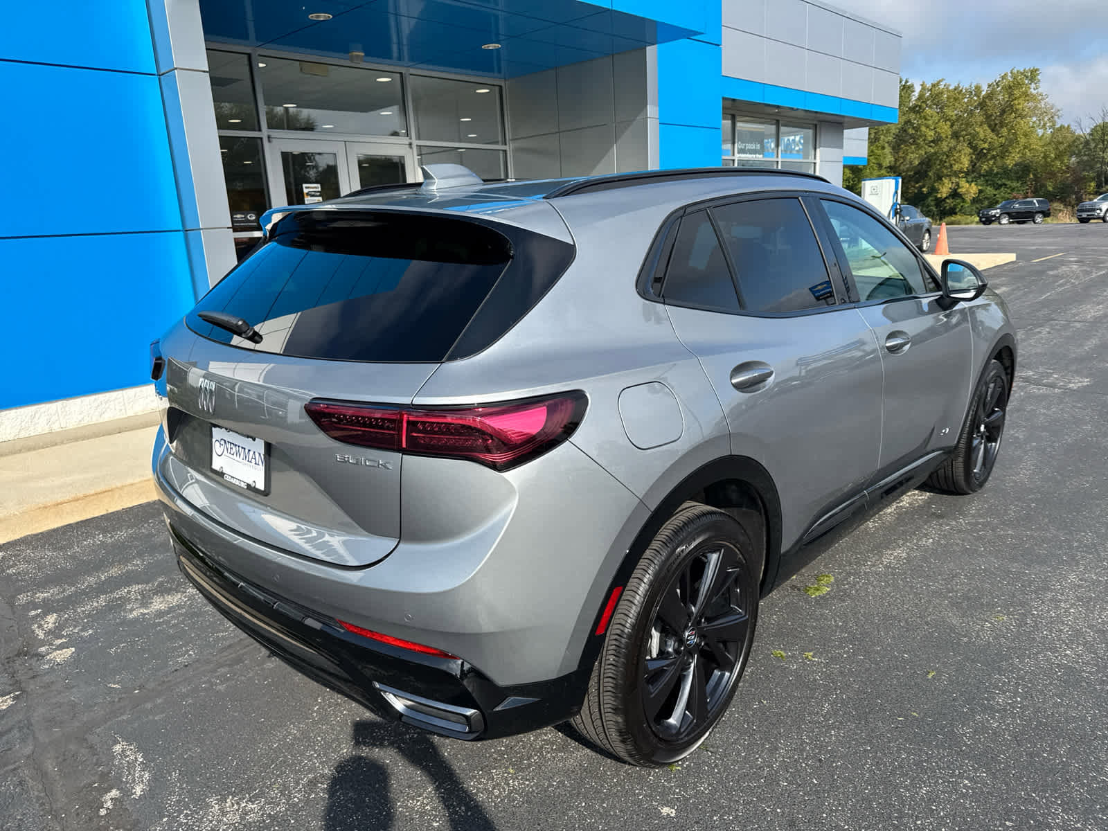 Used 2025 Buick Envision Sport Touring image 7