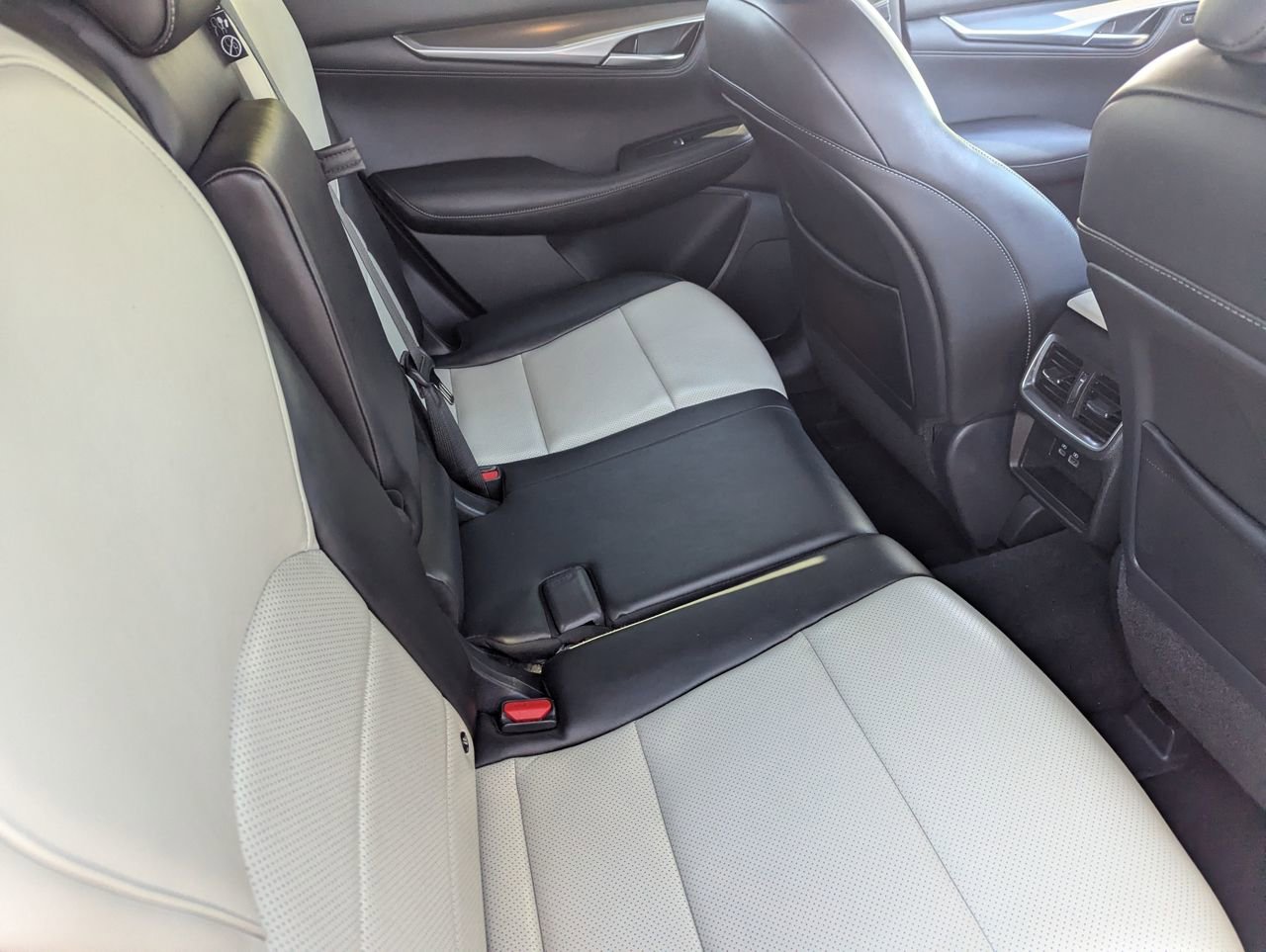 Certified 2023 INFINITI QX55 Essential image 15