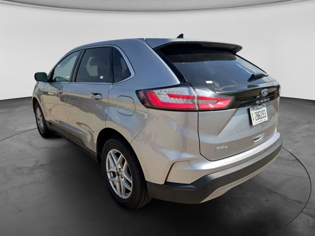 Used 2024 Ford Edge SEL AWD/4WD image 9