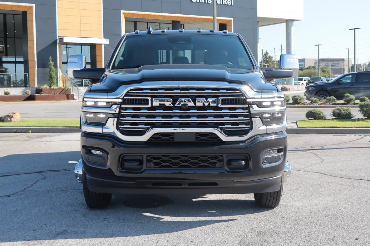 New 2027 RAM 3500 Limited AWD/4WD image 2