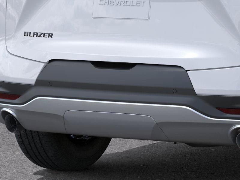 New 2025 Chevrolet Blazer LT w/ Convenience Package image 14