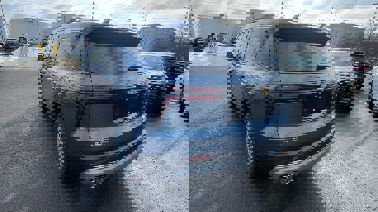 New 2026 Chevrolet Traverse LT w/ Driver Confidence Package image 56