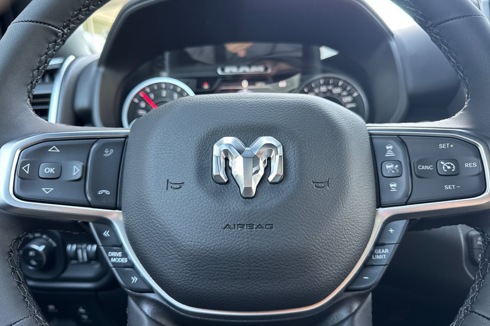 New 2026 RAM 1500 Big Horn AWD/4WD image 23