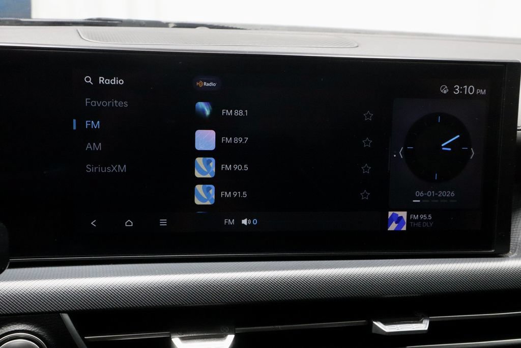 Used 2025 Hyundai Sonata SEL FWD image 3