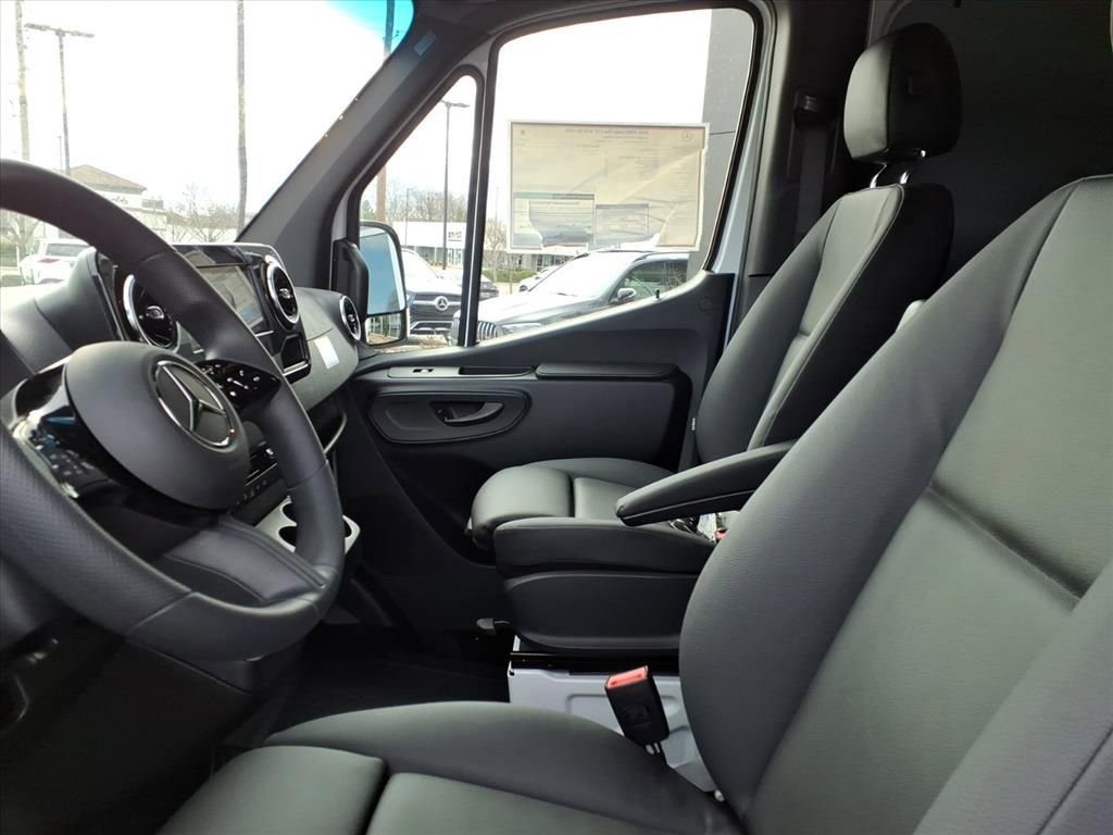 New 2026 Mercedes-Benz Sprinter 2500 image 13