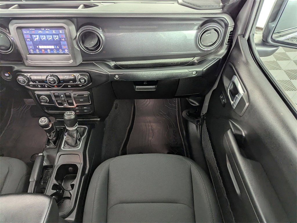 Used 2022 Jeep Gladiator Sport image 16