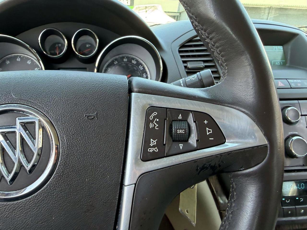 Used 2012 Buick Regal Leather FWD image 19