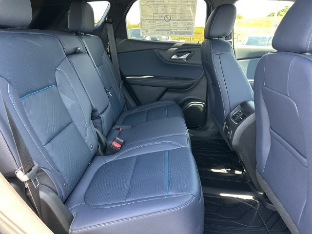 New 2026 Chevrolet Blazer RS w/ Enhanced Convenience Package FWD image 15