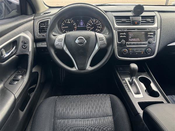Used 2017 Nissan Altima 2.5 S w/ Power Driver Seat Package FWD image 9