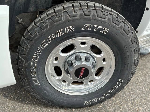 Used 2004 GMC Sierra 2500 SLE w/ Heavy-Duty Power Package RWD image 10