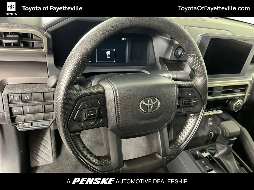 Used 2025 Toyota Tacoma SR5 AWD/4WD image 25