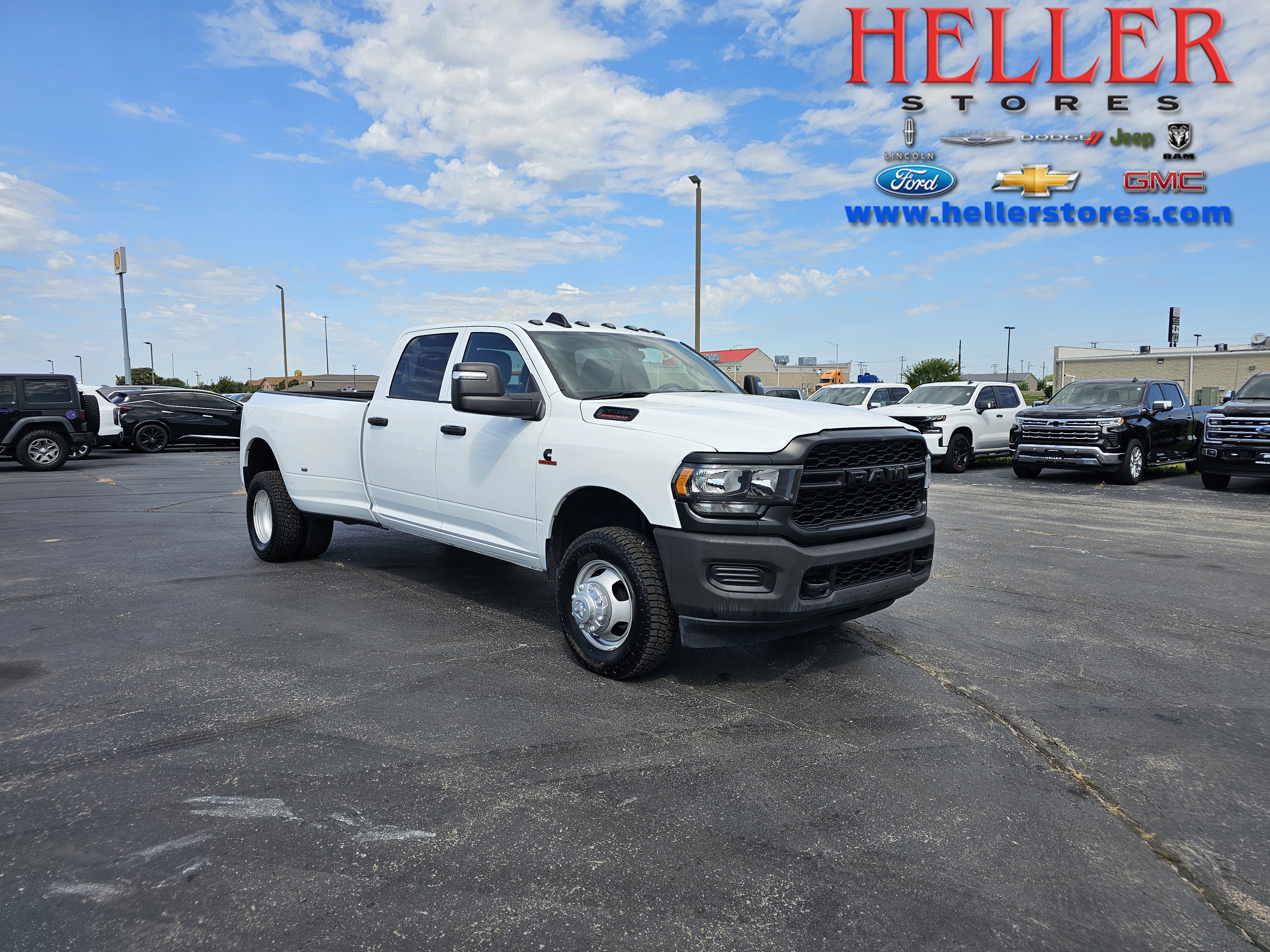 Used 2024 RAM 3500 Tradesman image 1