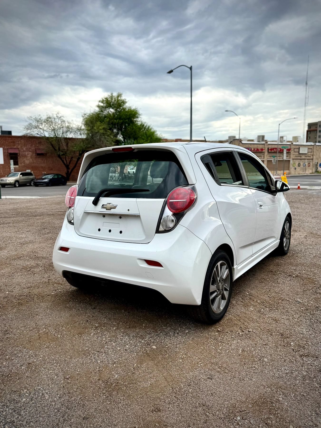 Used 2015 Chevrolet Spark LT FWD image 5