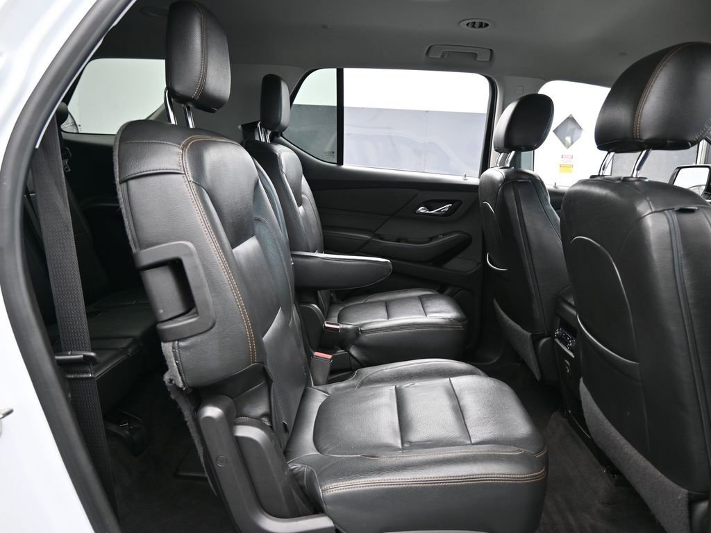 Used 2018 Chevrolet Traverse LT image 42