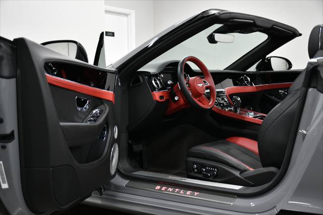 Used 2023 Bentley Continental GT S AWD/4WD image 31