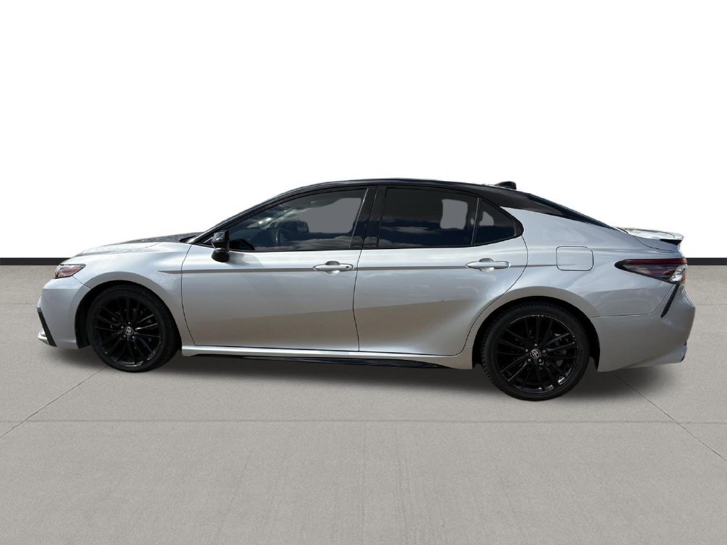 Used 2021 Toyota Camry XSE FWD image 2