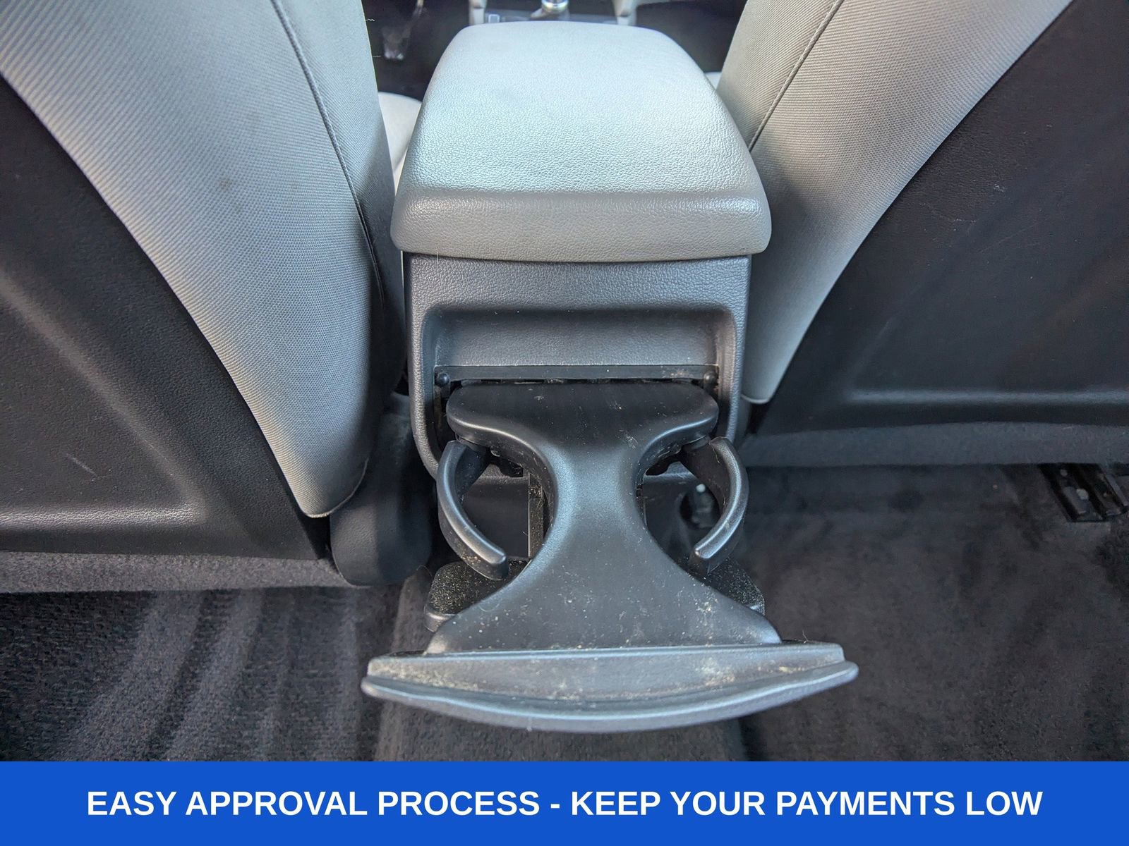 Used 2017 Hyundai Elantra SE image 19