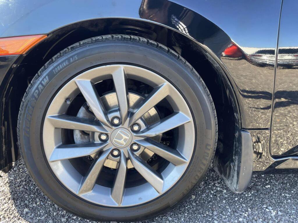 Used 2020 Honda Civic EX-L image 14