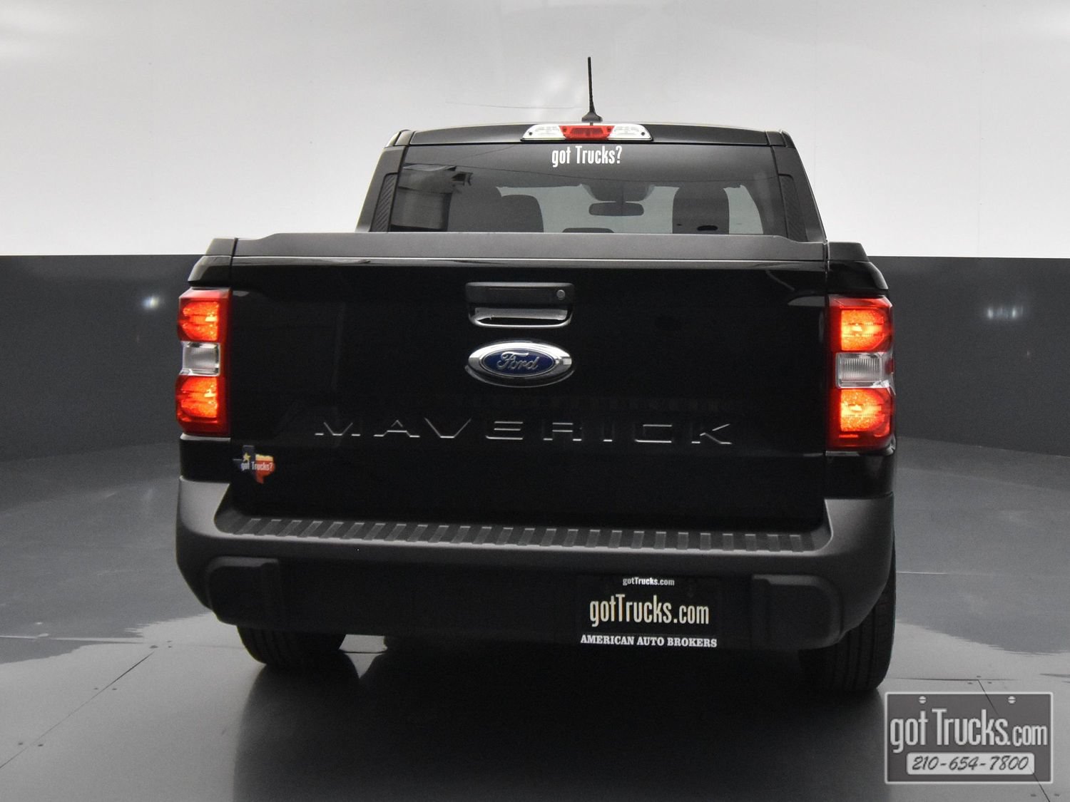 Used 2024 Ford Maverick XL FWD image 6