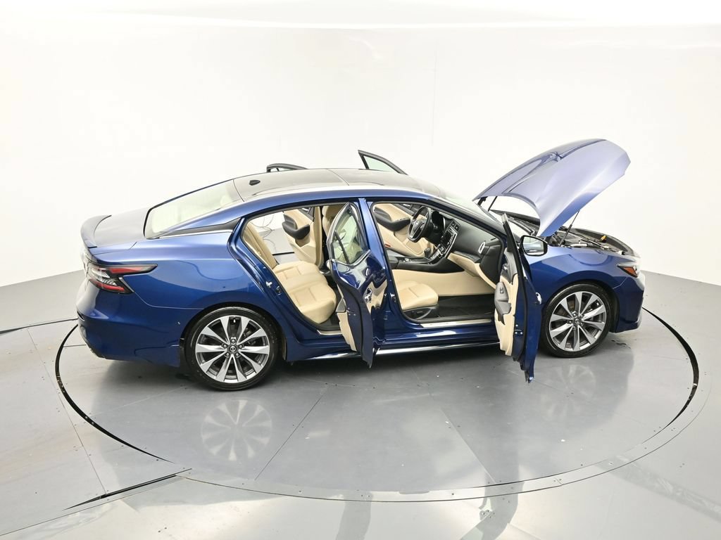 Used 2021 Nissan Maxima Platinum w/ Sport Mat Group FWD image 27