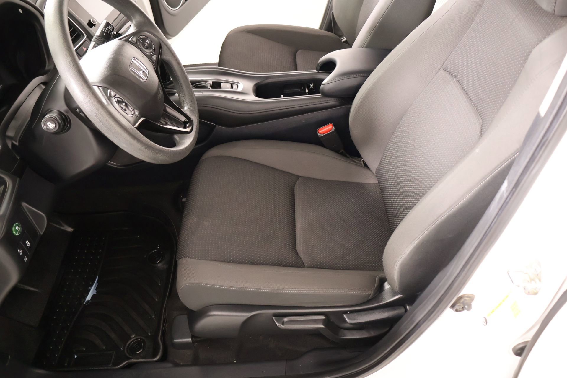 Used 2020 Honda HR-V EX image 11