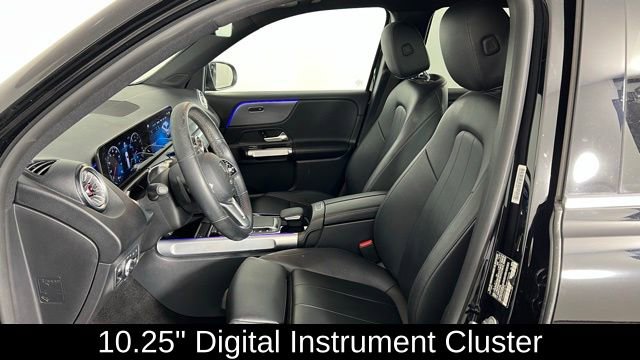 Used 2022 Mercedes-Benz GLB 250 GLB 250 image 14