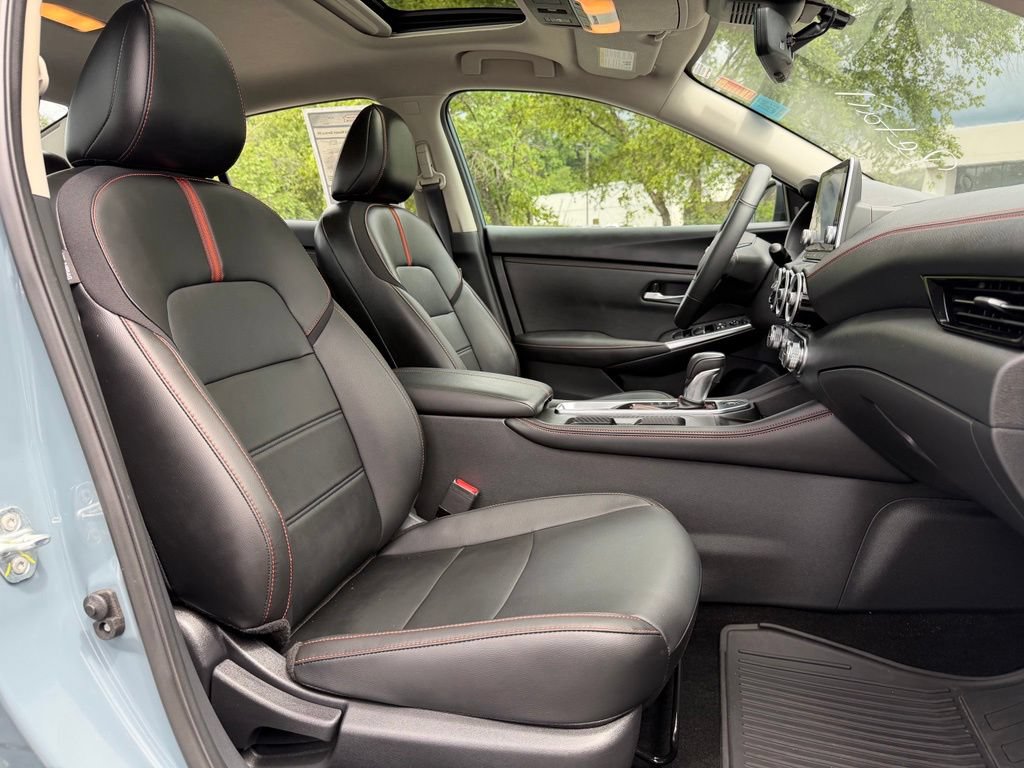 Used 2024 Nissan Sentra SR w/ SR Premium Package FWD image 33
