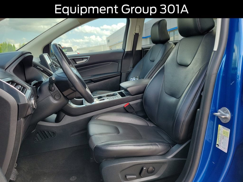 Used 2022 Ford Edge Titanium w/ Equipment Group 301A AWD/4WD image 7