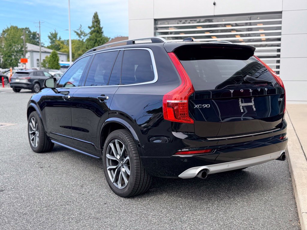 Used 2018 Volvo XC90 T5 Momentum w/ Convenience Package AWD/4WD image 4