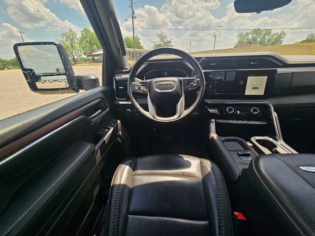 Used 2024 GMC Sierra 2500 Denali w/ Denali Reserve Package AWD/4WD image 13