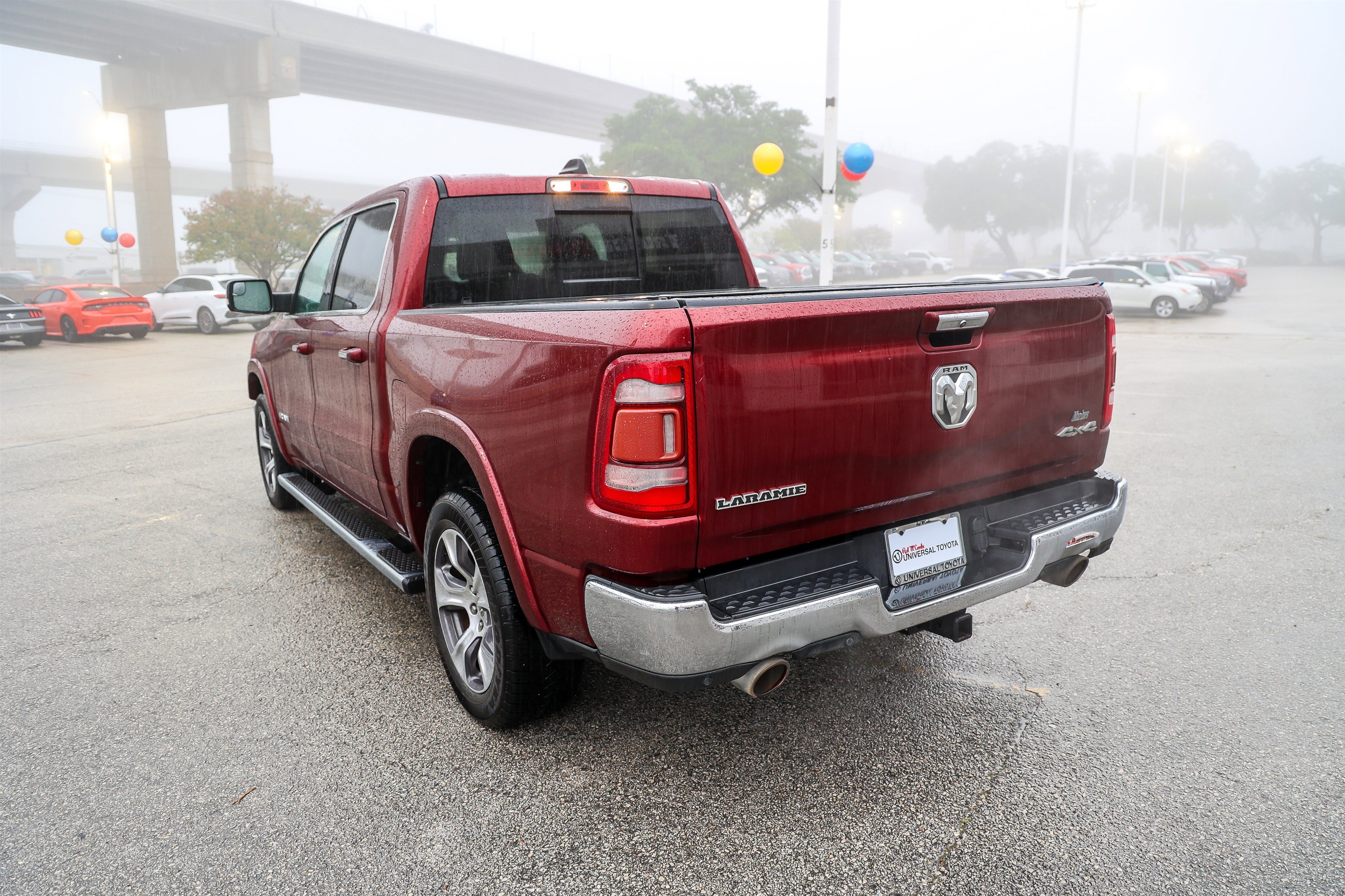Used 2019 RAM 1500 Laramie AWD/4WD image 9
