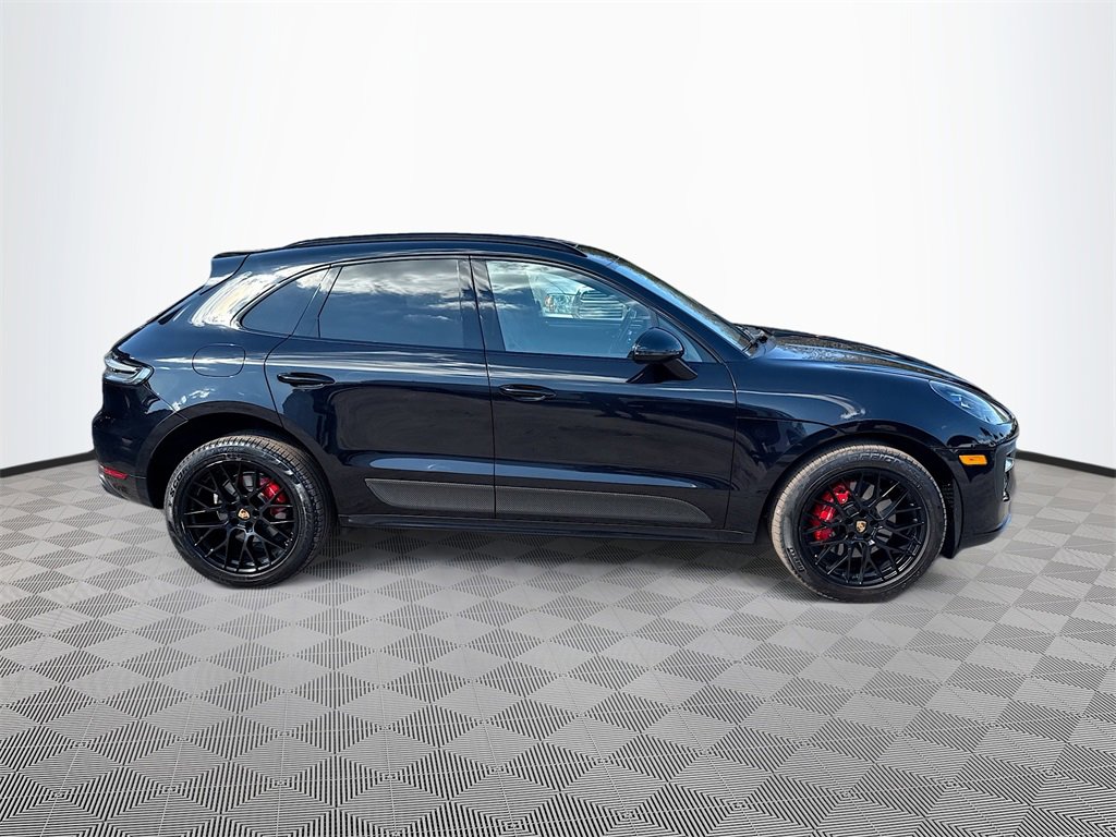 Used 2021 Porsche Macan GTS w/ Sport Chrono Package image 5