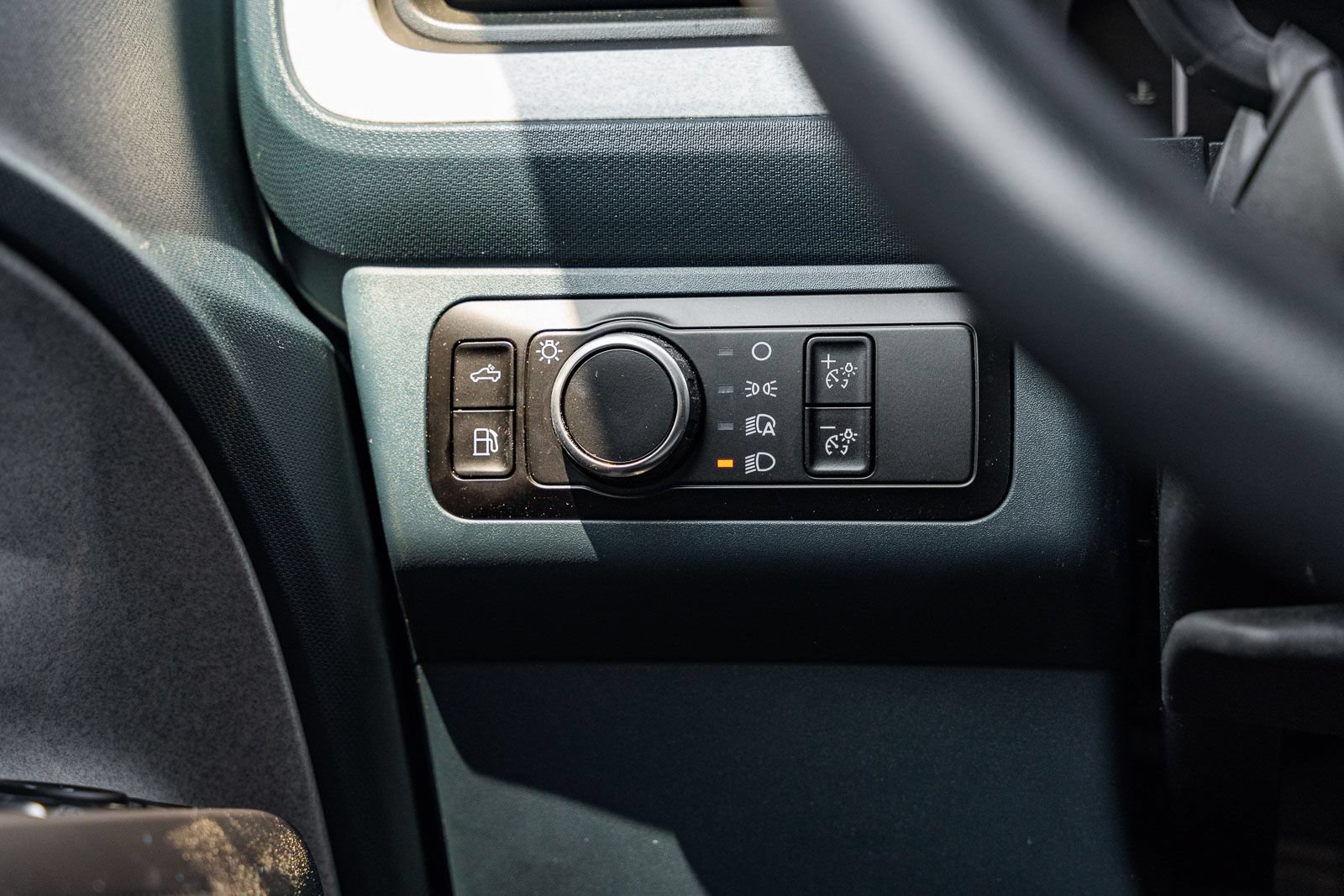 Certified 2025 Ford Maverick XLT FWD image 26