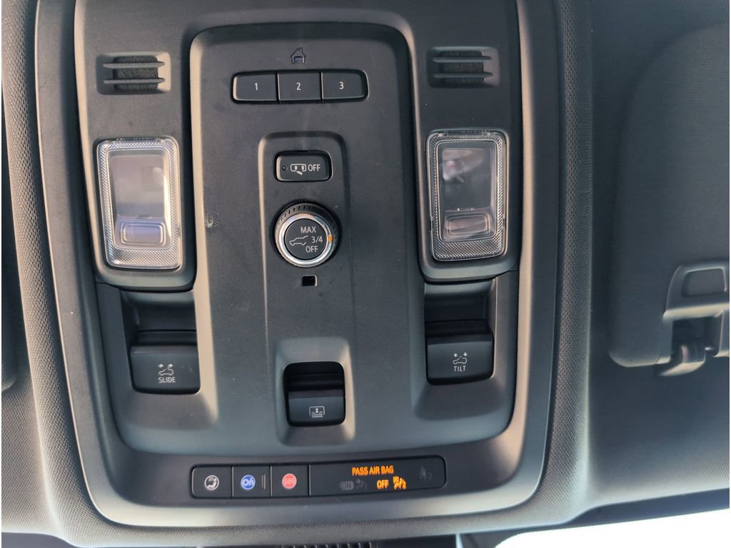Used 2023 Chevrolet Tahoe Z71 image 12