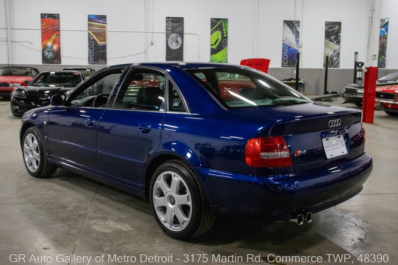 Used 2001 Audi S4 quattro AWD 4dr Turbo Sedan image 4