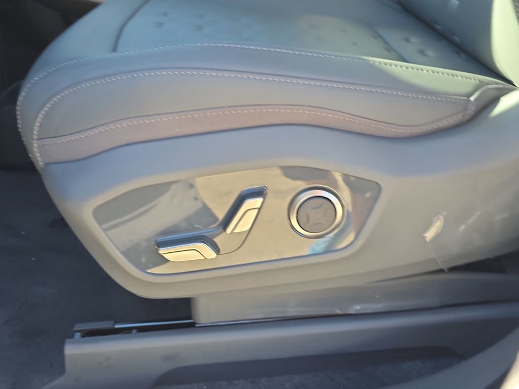 New 2026 Kia EV9 Wind image 23