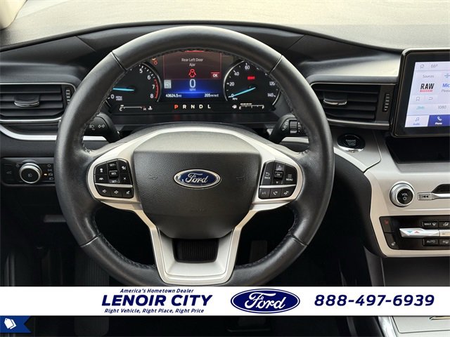 Used 2022 Ford Explorer XLT w/ Equipment Group 202A image 15